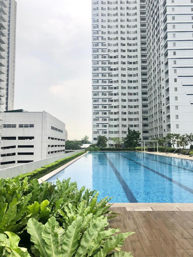 Myrvin At Grass Residences, Qc Manila Exterior photo